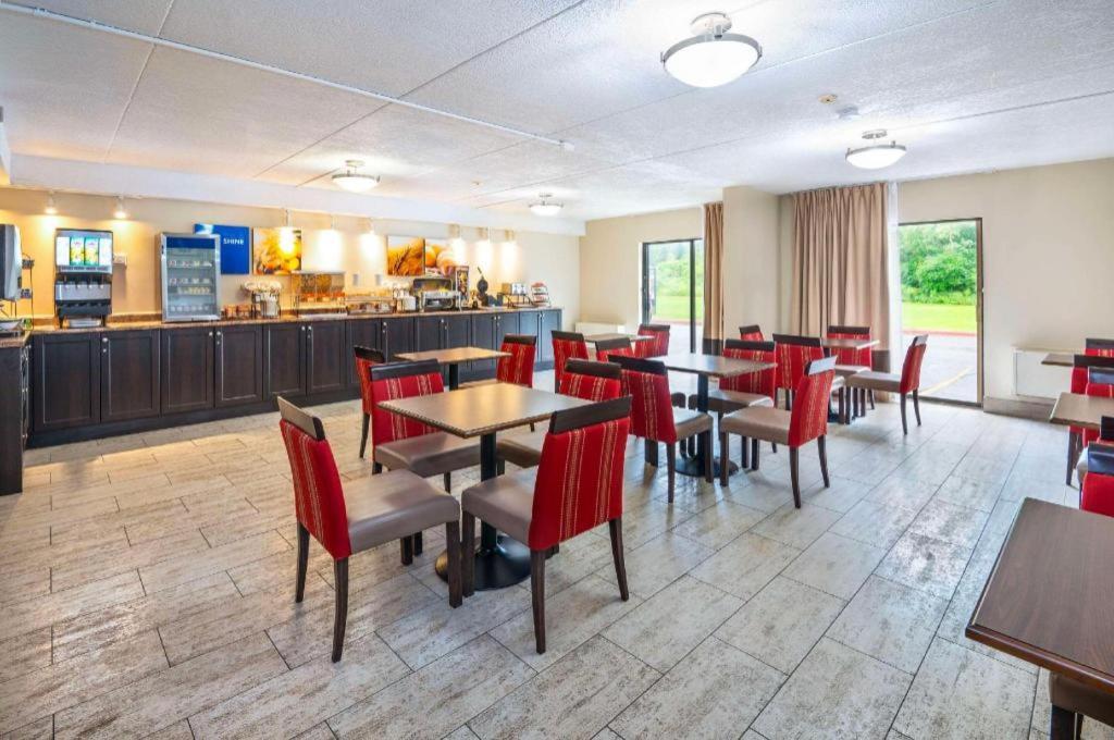 Comfort Inn Midland Buitenkant foto